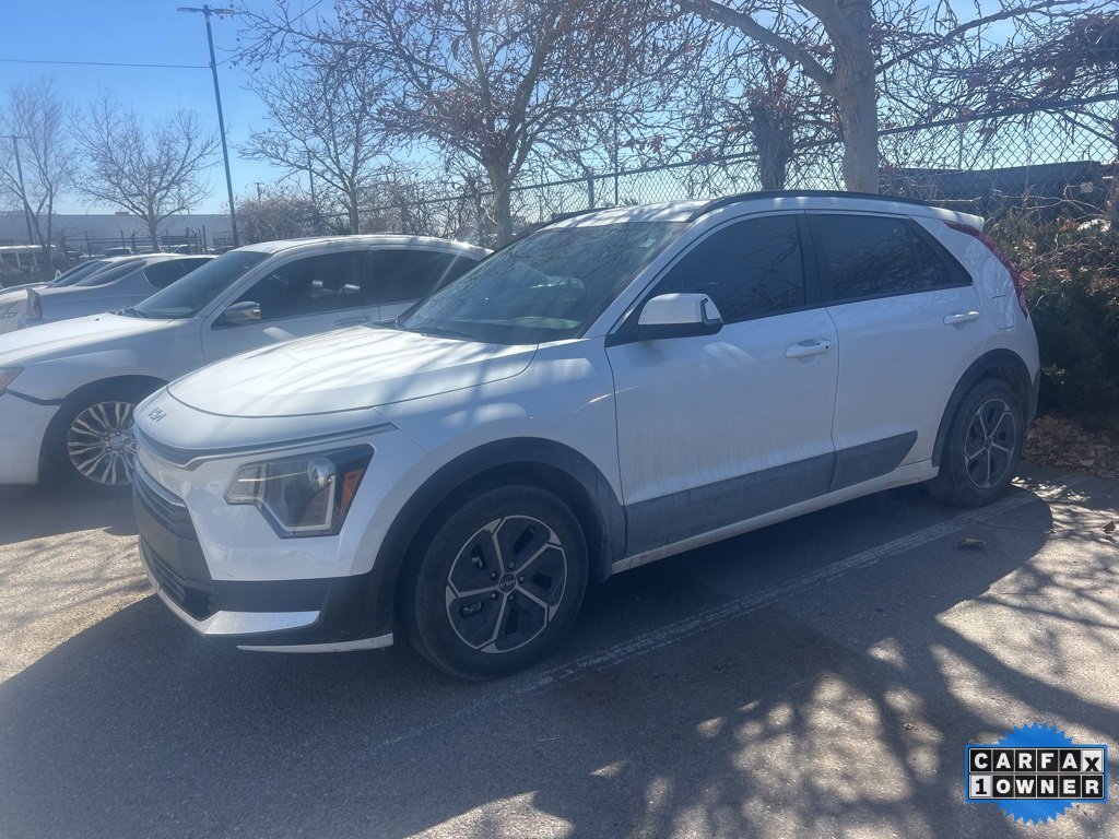 Used 2025 Kia Niro EX image 1