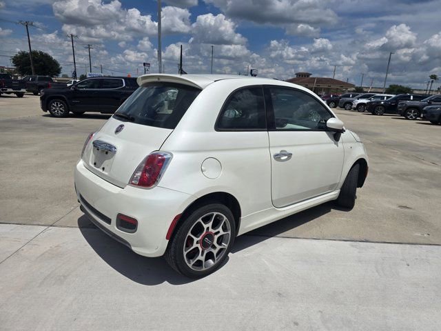 Used 2015 FIAT 500 Sport FWD image 3
