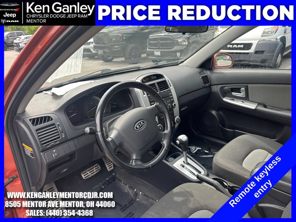 Used 2009 Kia Spectra5 SX FWD image 18
