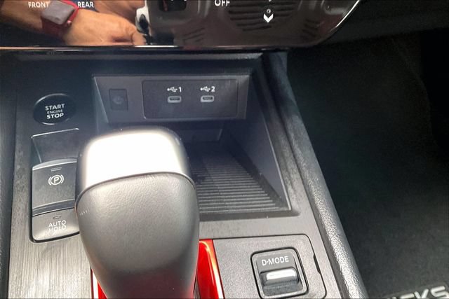 Used 2025 Nissan Kicks SR FWD image 29