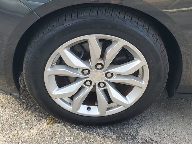 Used 2015 Chevrolet Impala LT w/ Convenience Package FWD image 28