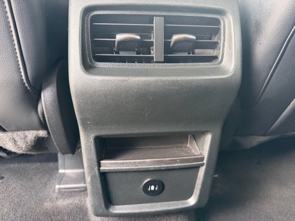 Used 2024 Ford Edge SEL AWD/4WD image 24