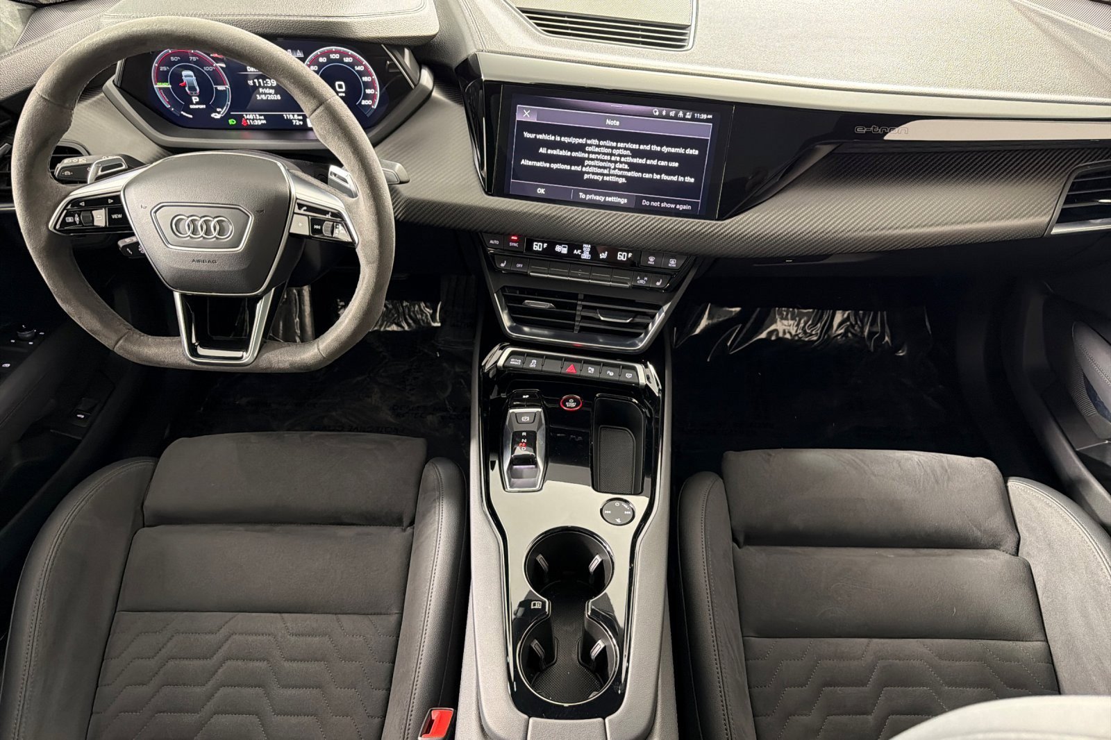 Used 2024 Audi e-tron GT Prestige image 12