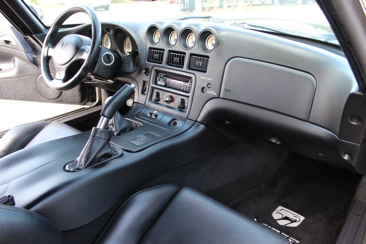 Used 2000 Dodge Viper RT/10 image 45