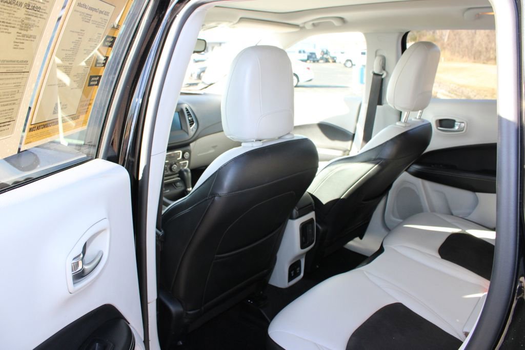Used 2018 Jeep Compass Latitude w/ Popular Equipment Group image 23