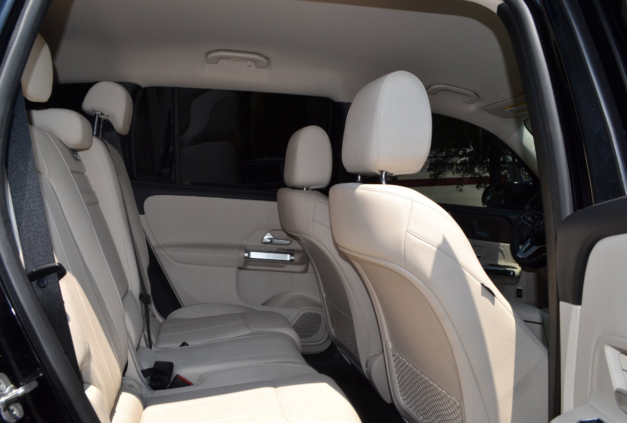 Used 2023 Mercedes-Benz GLB 250 image 34