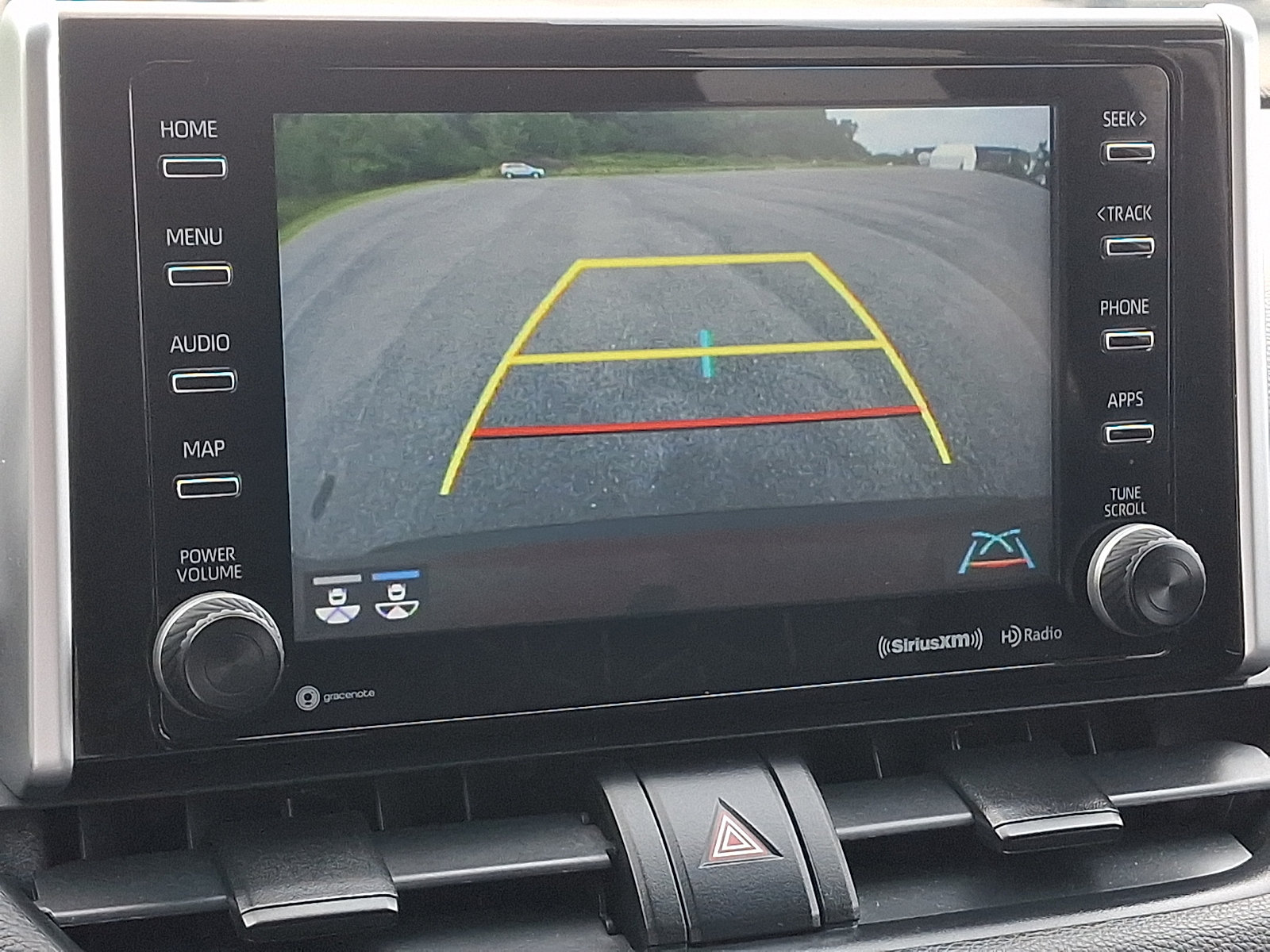 Used 2020 Toyota RAV4 XLE w/ Convenience Package AWD/4WD image 19
