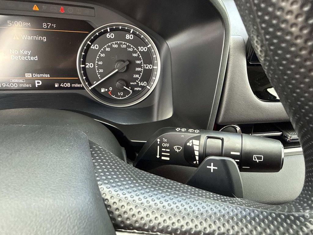Used 2025 Mitsubishi Outlander ES image 34