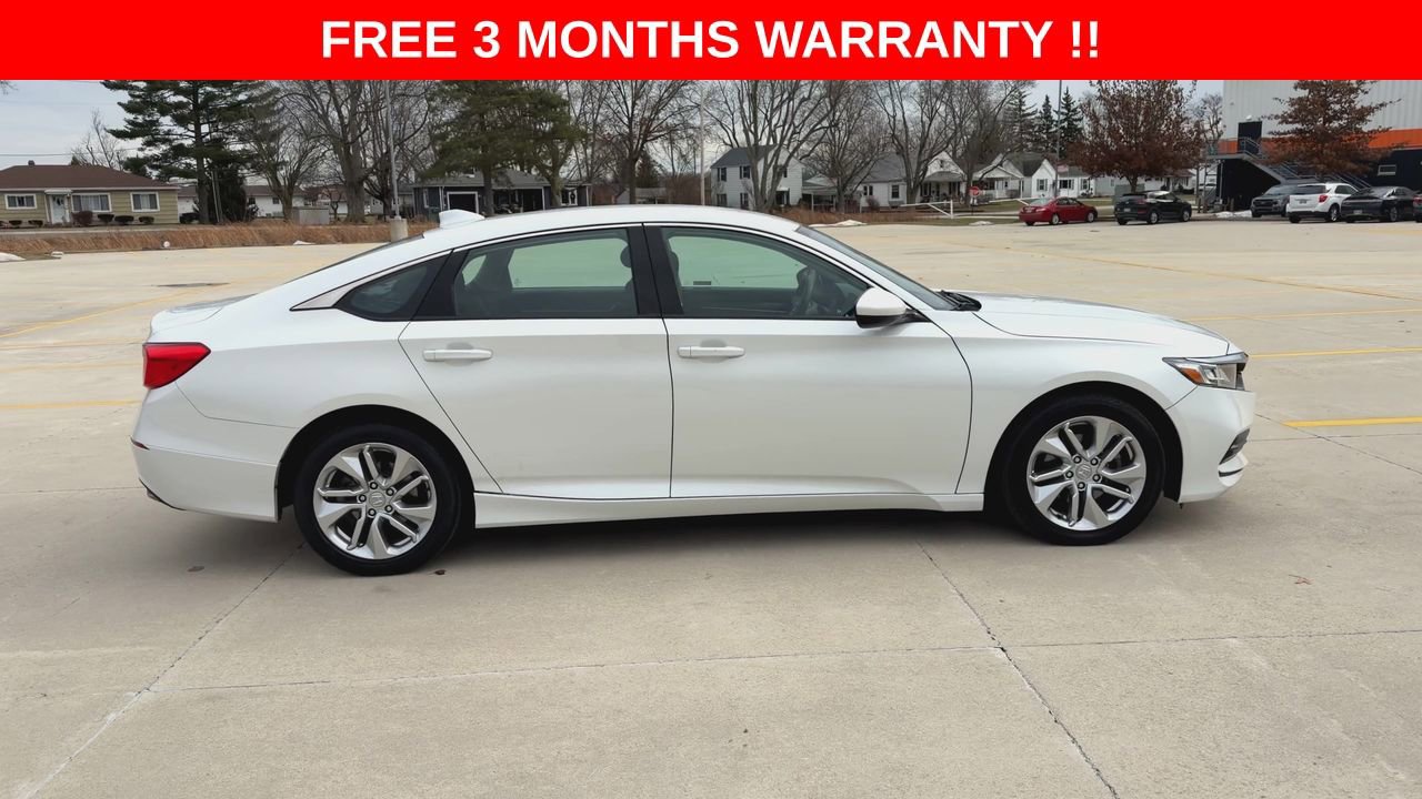Used 2018 Honda Accord LX image 9