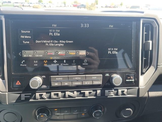 Used 2025 Nissan Frontier SV image 16