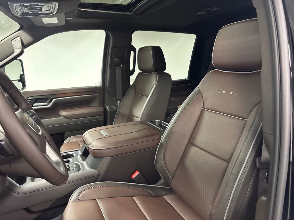 New 2026 GMC Sierra 2500 Denali w/ Denali Reserve Package AWD/4WD image 25
