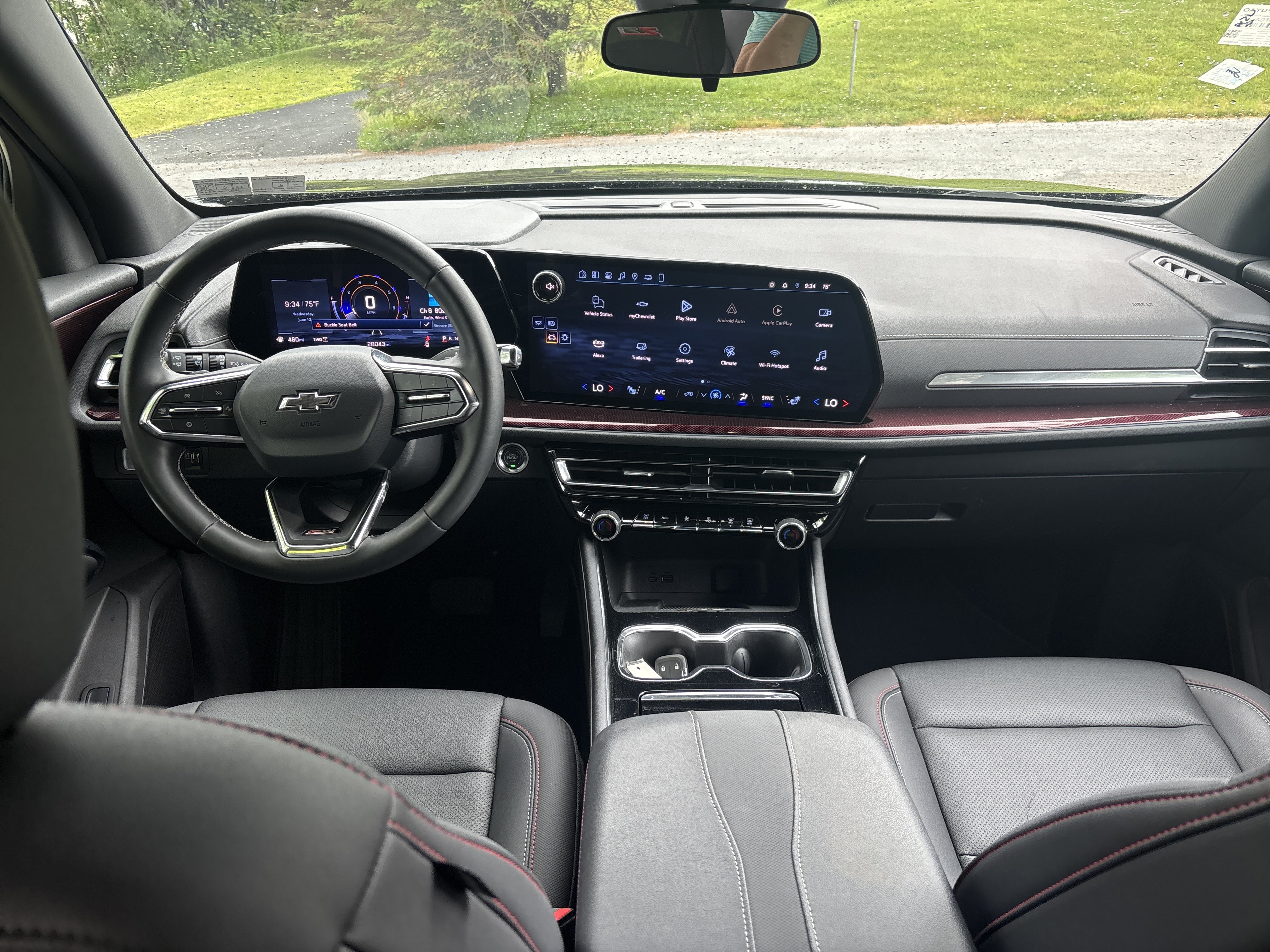 Used 2025 Chevrolet Traverse Z71 AWD/4WD image 15