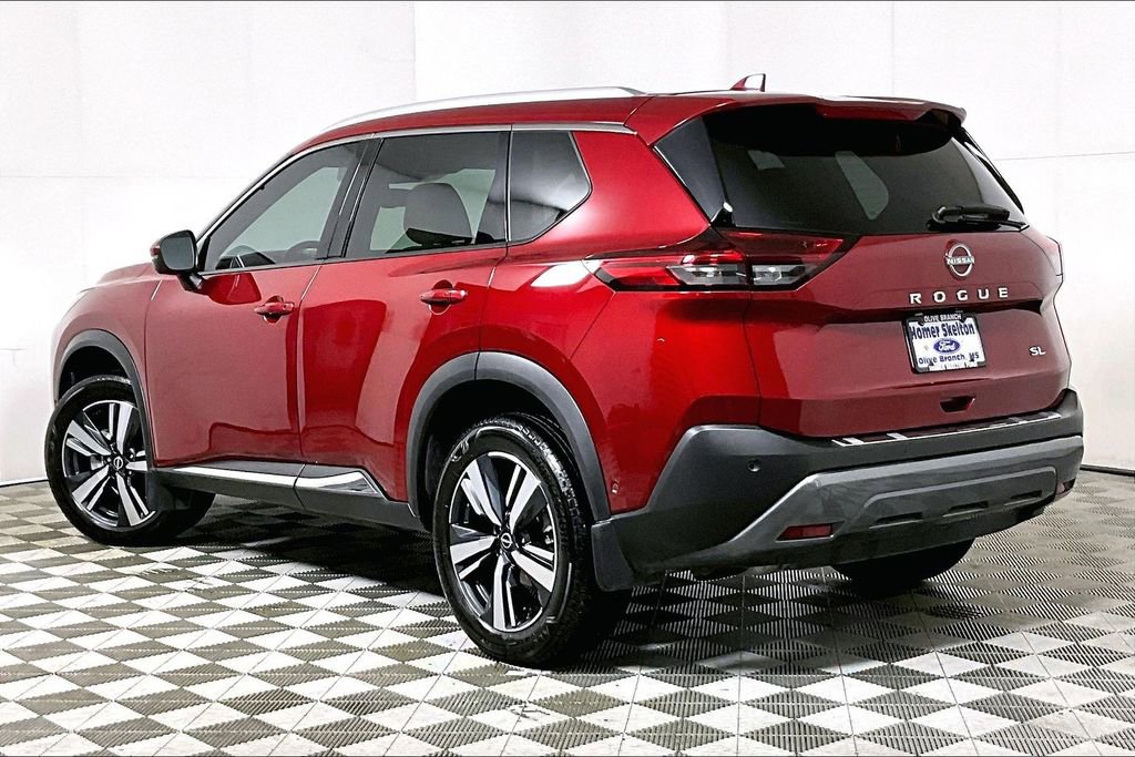 Used 2023 Nissan Rogue SL w/ SL Premium Package image 11