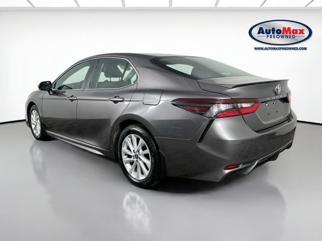 Used 2023 Toyota Camry SE FWD image 7