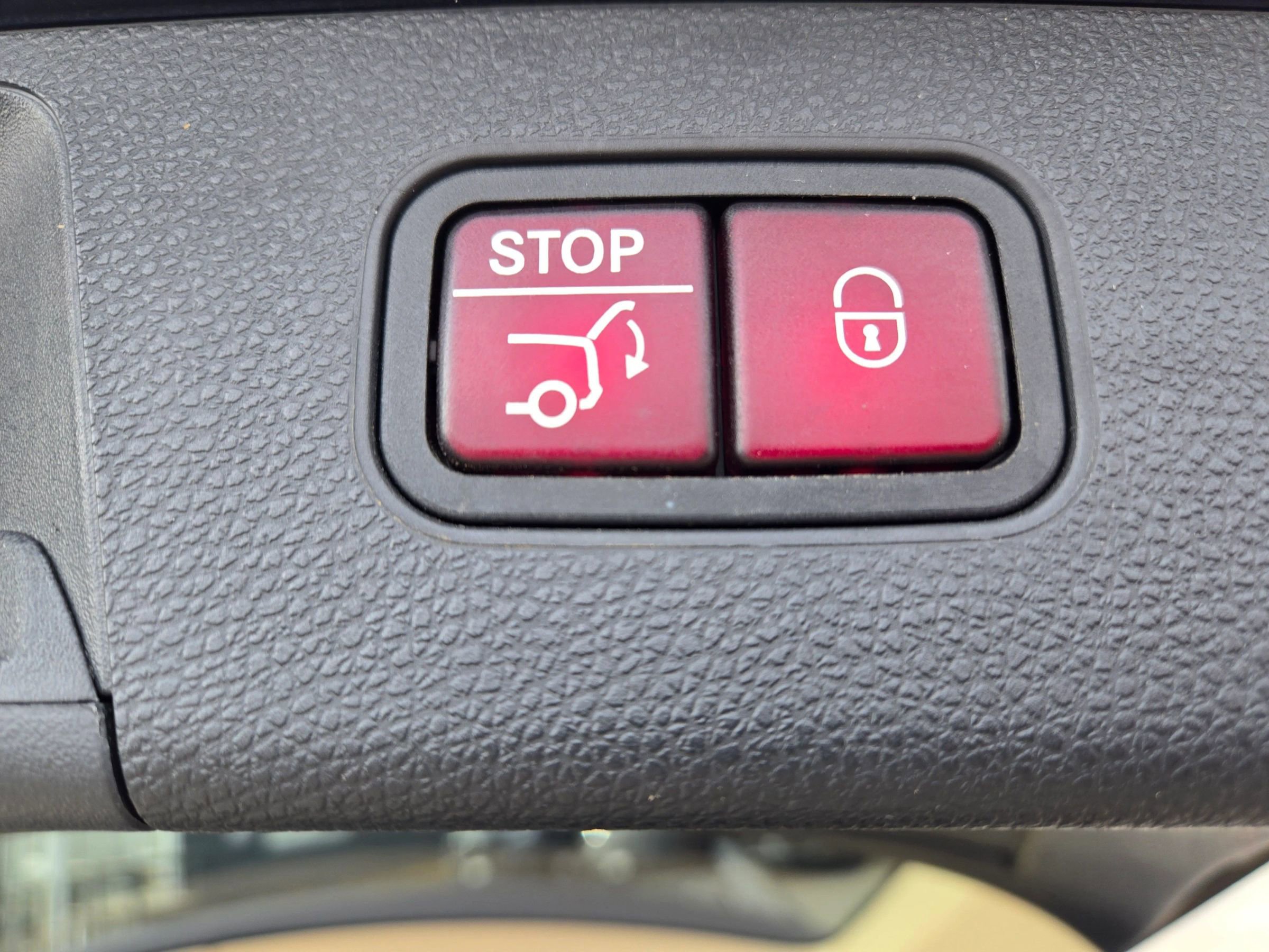 Used 2014 Mercedes-Benz GLK 350 4MATIC w/ Premium 1 Package image 58