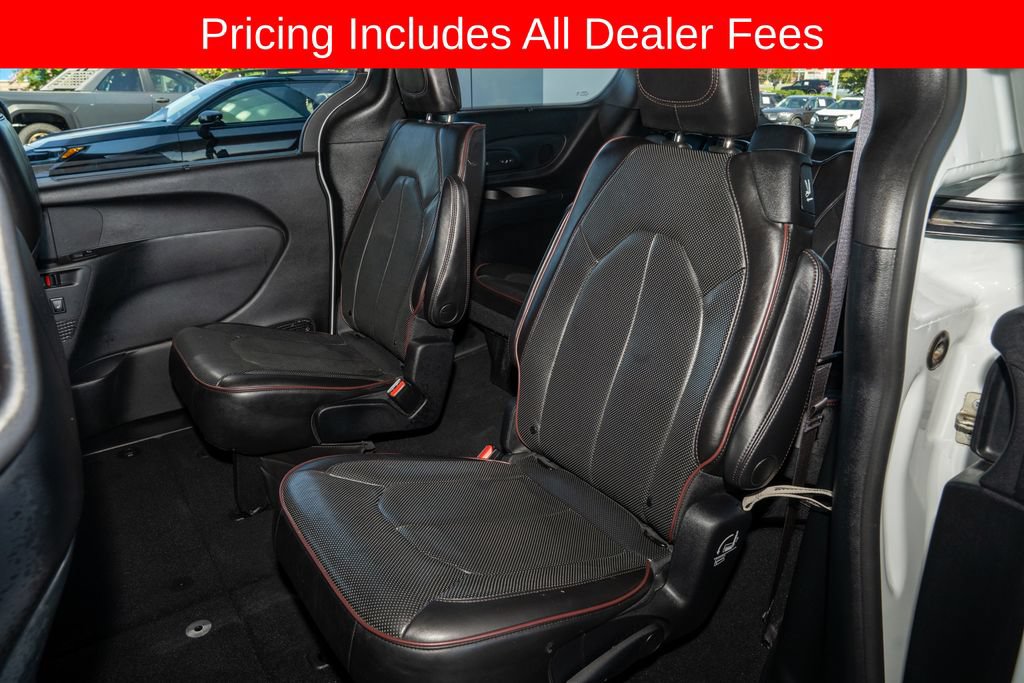 Used 2020 Chrysler Pacifica Limited FWD image 10