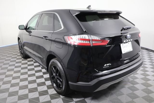 Used 2023 Ford Edge SEL w/ Convenience Package AWD/4WD image 6