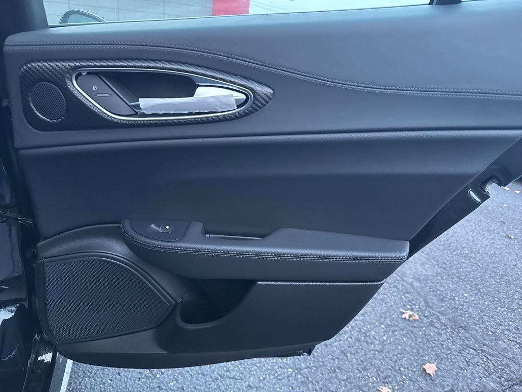 New 2024 Alfa Romeo Giulia Quadrifoglio w/ Active Assist Plus Package image 20