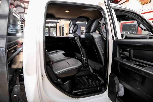 Used 2024 RAM 3500 Tradesman w/ Chrome Appearance Group AWD/4WD image 44