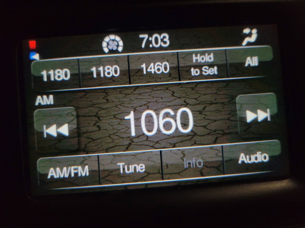 Used 2014 Jeep Cherokee Latitude AWD/4WD image 25