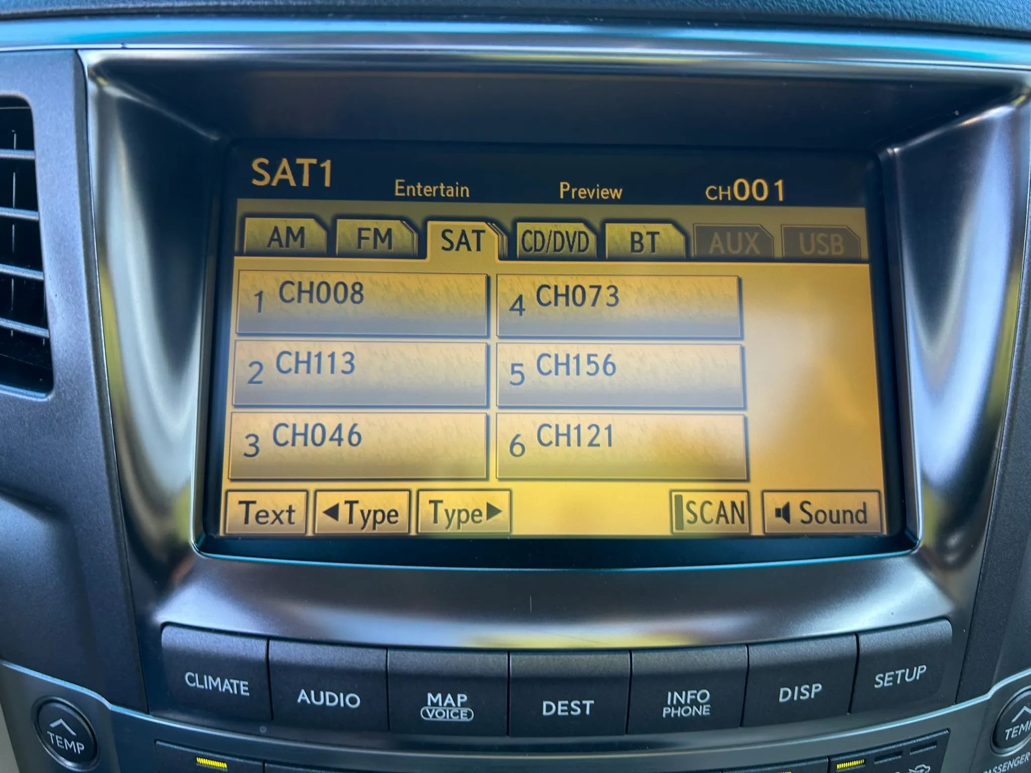 Used 2010 Lexus LX 570 LX 570 Sport Utility 4D image 52