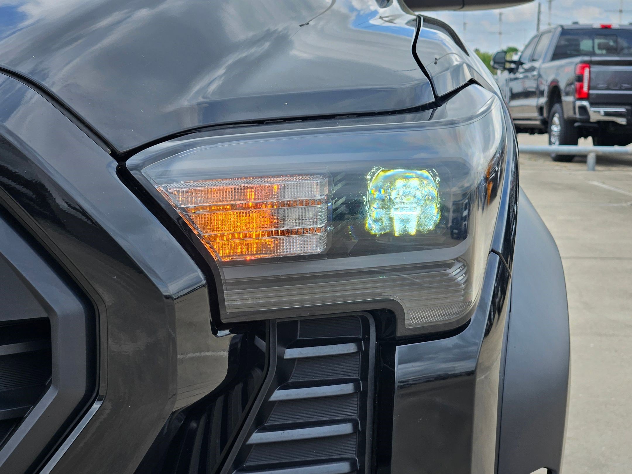 Used 2024 Toyota Tacoma TRD Off-Road image 11