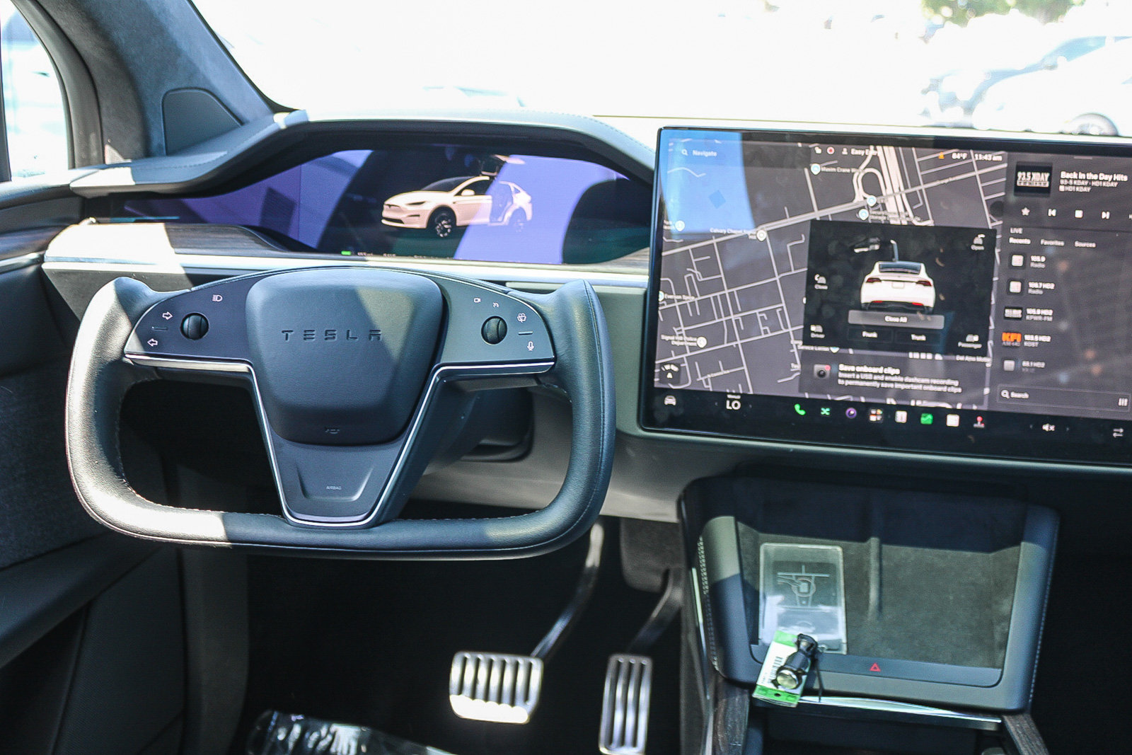 Used 2023 Tesla Model X AWD/4WD image 15