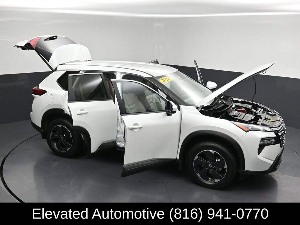 Used 2024 Nissan Rogue SV AWD/4WD image 33