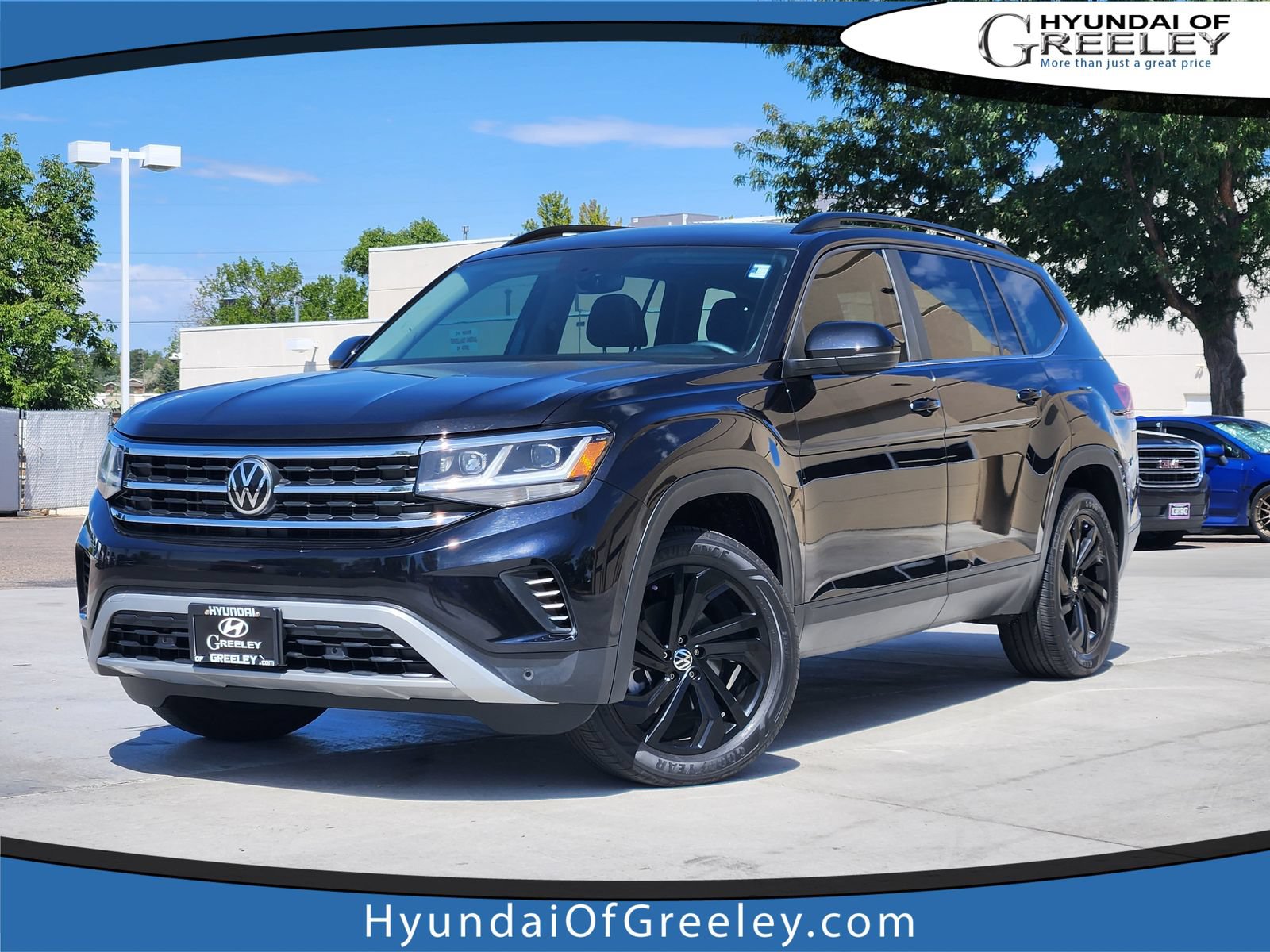 Used 2022 Volkswagen Atlas SE w/ Panoramic Sunroof Package