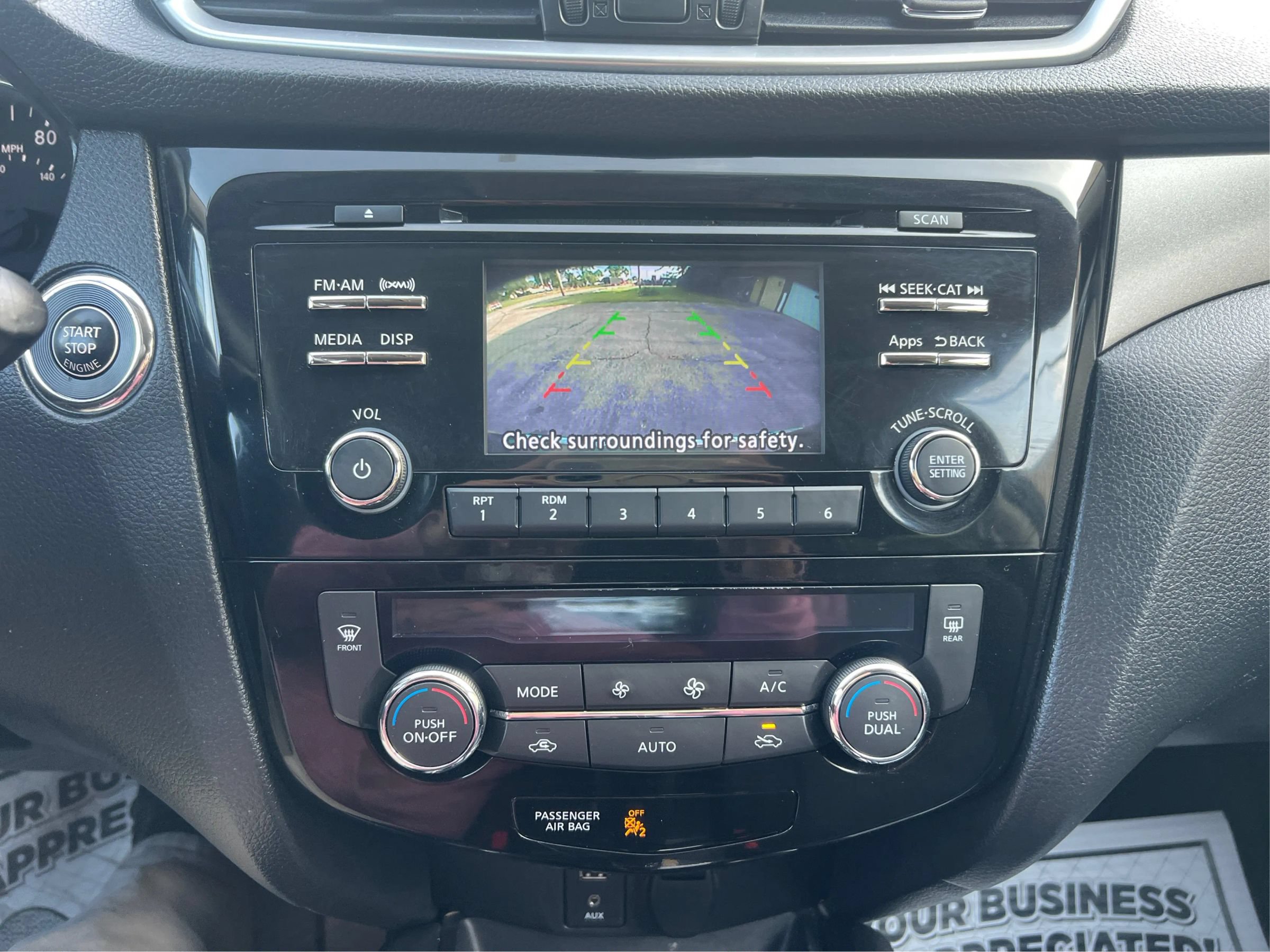 Used 2016 Nissan Rogue SV AWD/4WD image 30