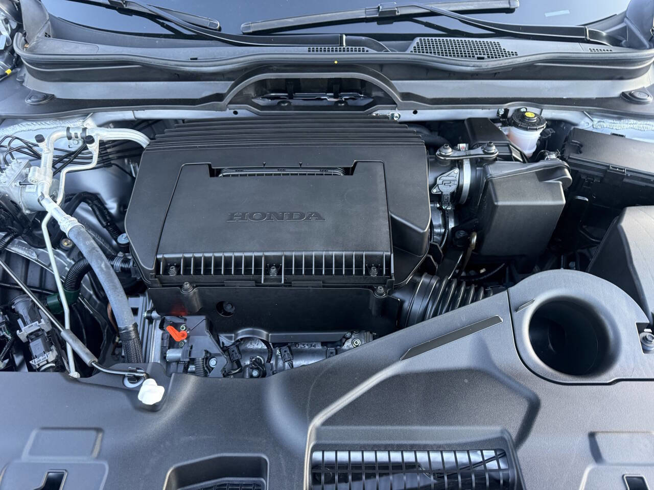 Used 2025 Honda Pilot Touring image 12