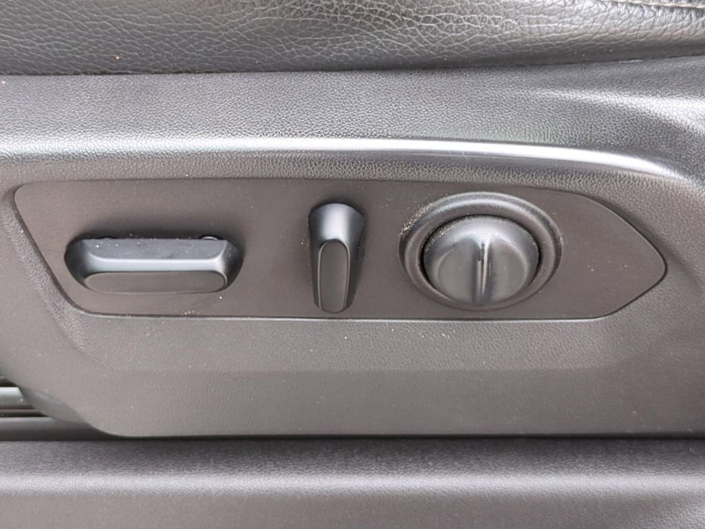 Used 2020 GMC Sierra 2500 Denali w/ Denali Ultimate Package image 18