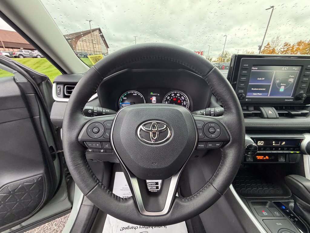 Used 2021 Toyota RAV4 XLE w/ XLE Grade Weather Package AWD/4WD image 24