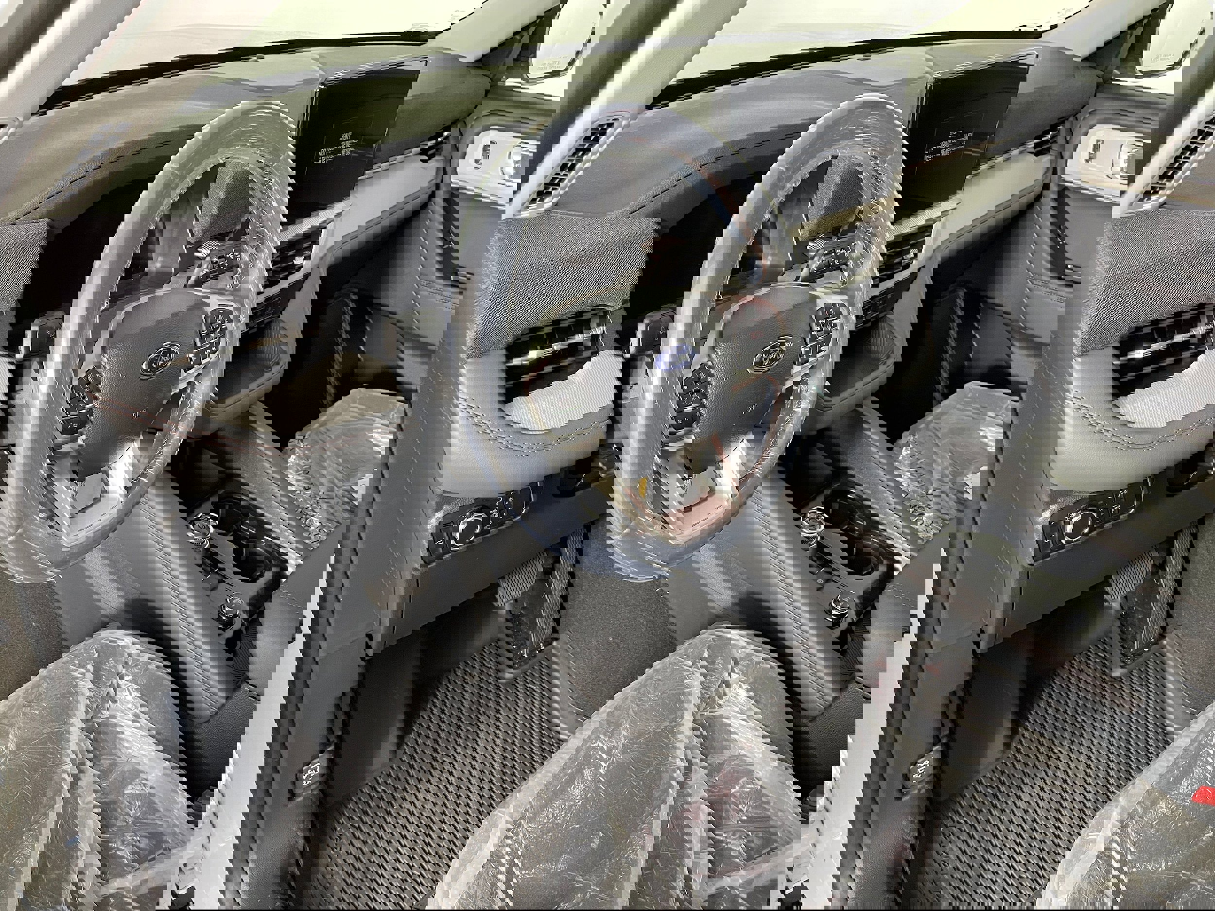 New 2026 Ford Explorer Active image 2