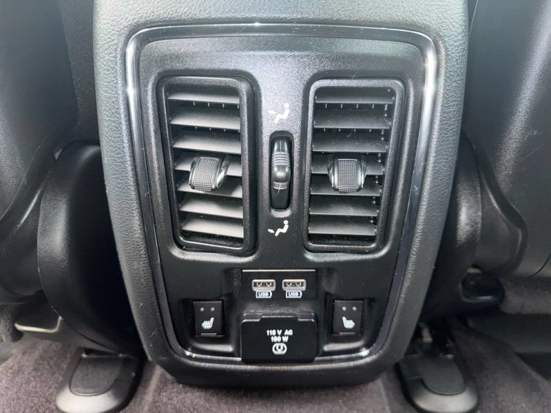 Used 2017 Jeep Grand Cherokee Overland w/ Jeep Active Safety Group AWD/4WD image 18