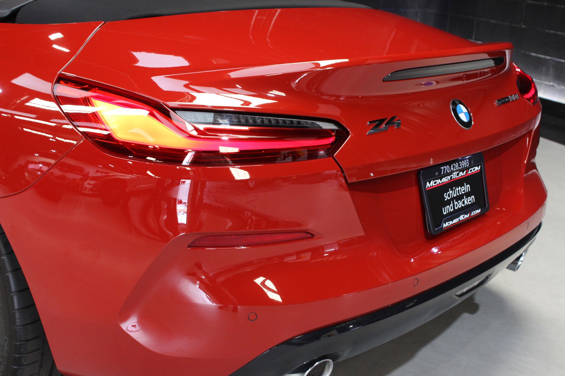 Used 2022 BMW Z4 sDrive30i w/ Driving Assistance Package image 12