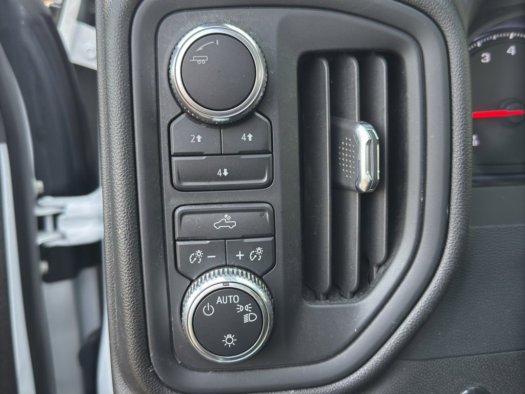 Used 2024 GMC Sierra 2500 Pro image 23