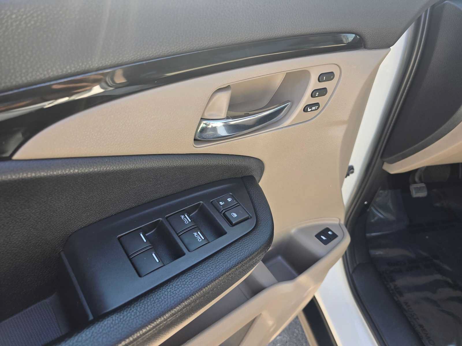 Used 2018 Honda Pilot Touring image 22