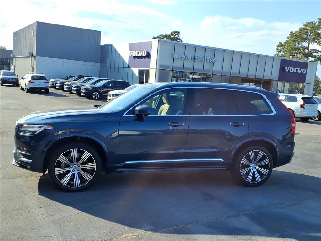 Used 2022 Volvo XC90 T6 Inscription w/ Lounge Package AWD/4WD image 8