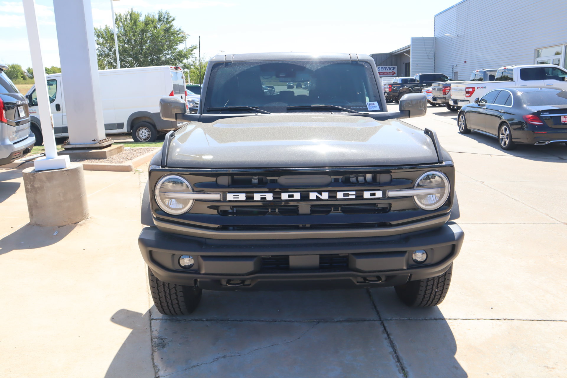 New 2026 Ford Bronco Outer Banks AWD/4WD image 10