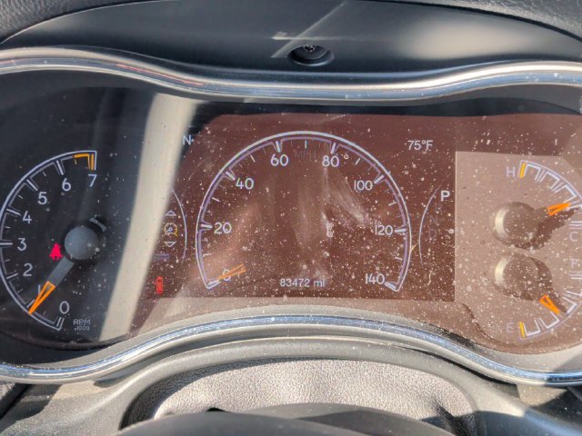 Used 2019 Jeep Grand Cherokee Limited AWD/4WD image 17