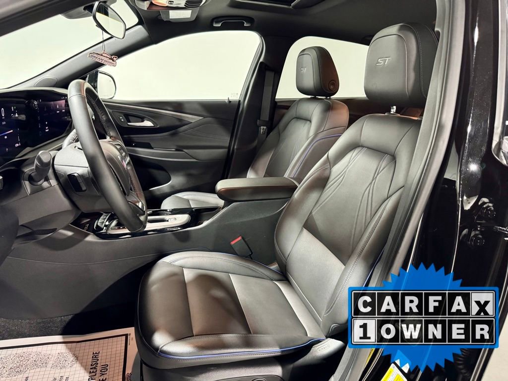 Used 2024 Buick Envista Sport Touring w/ Convenience I Package image 2