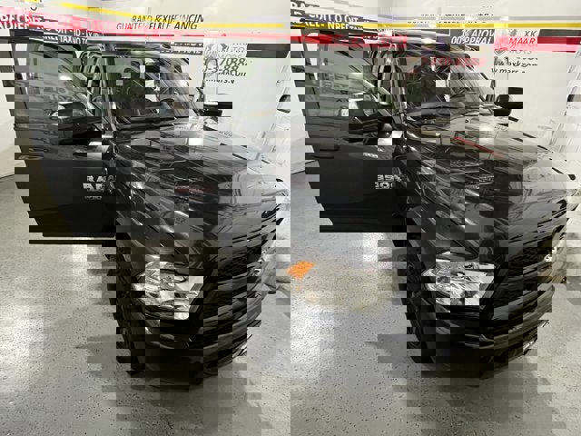 Used 2016 RAM 3500 Tradesman w/ Popular Equipment Group image 8