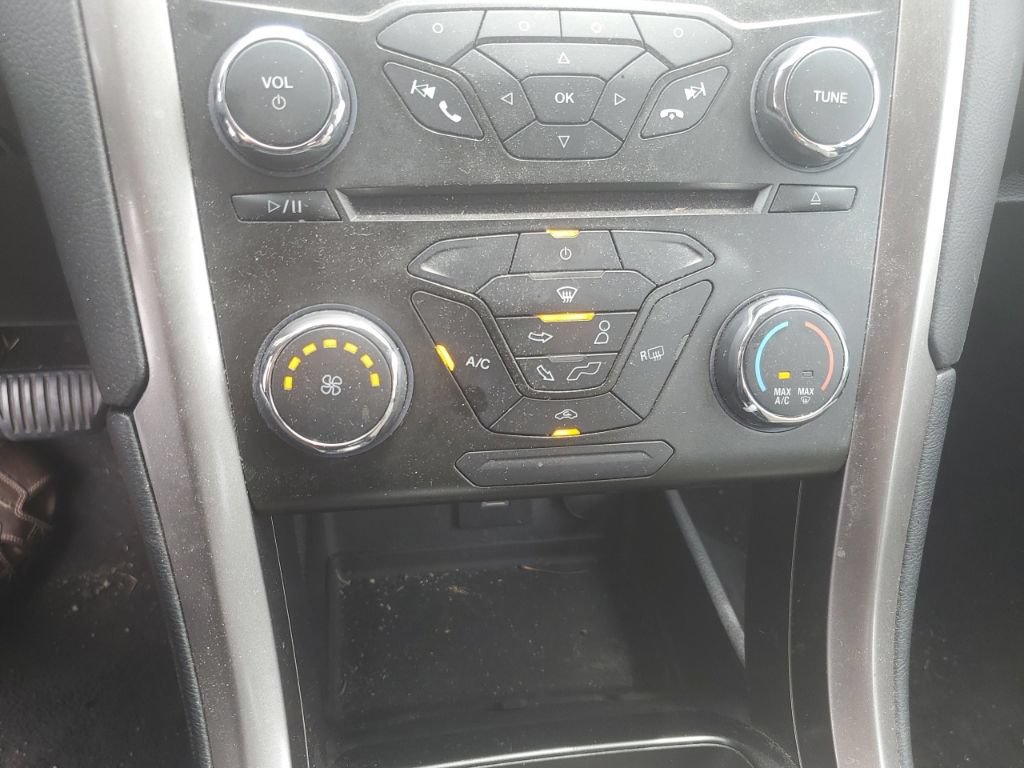 Used 2017 Ford Fusion S FWD image 13