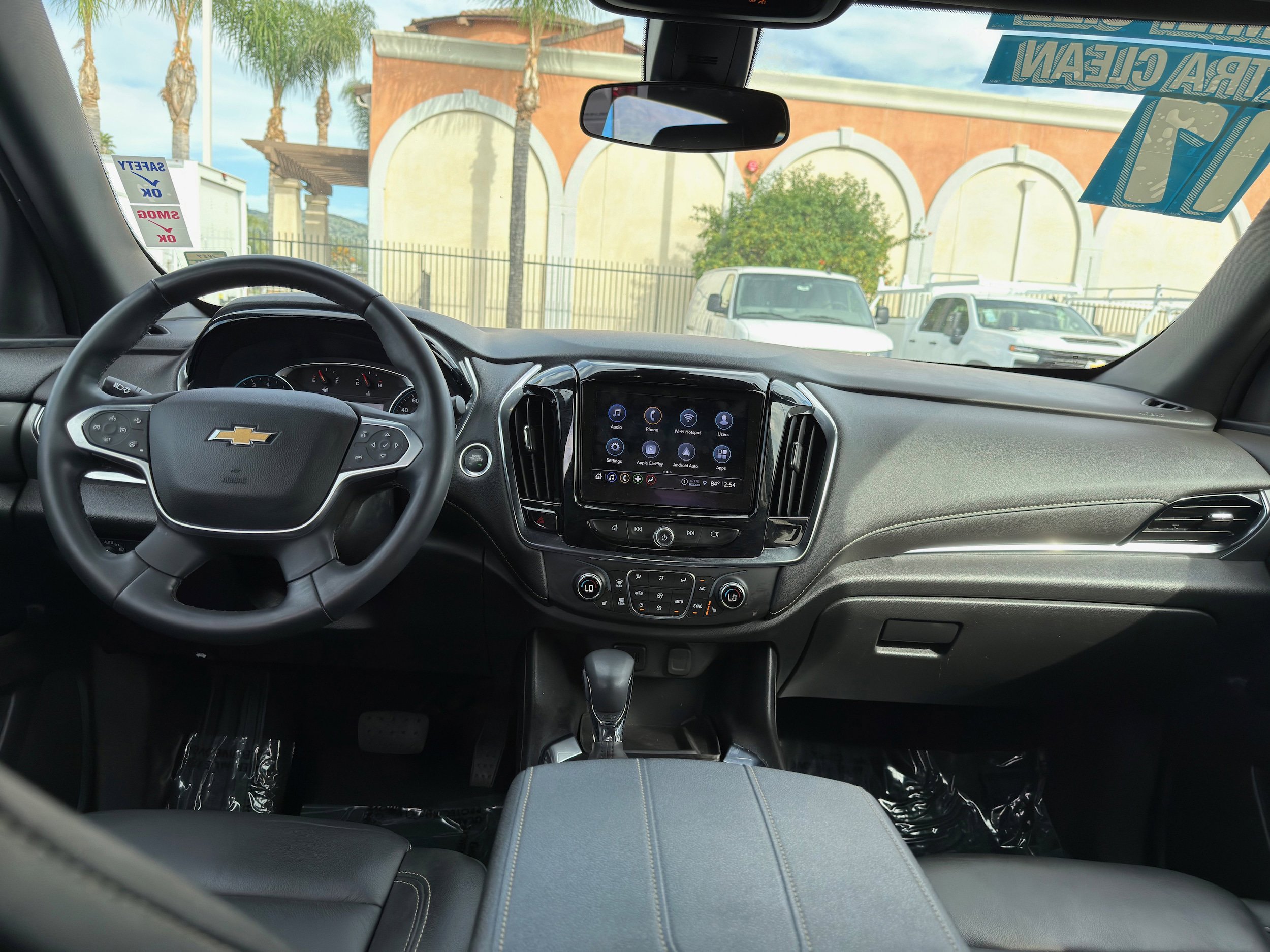 Used 2023 Chevrolet Traverse LT FWD image 18