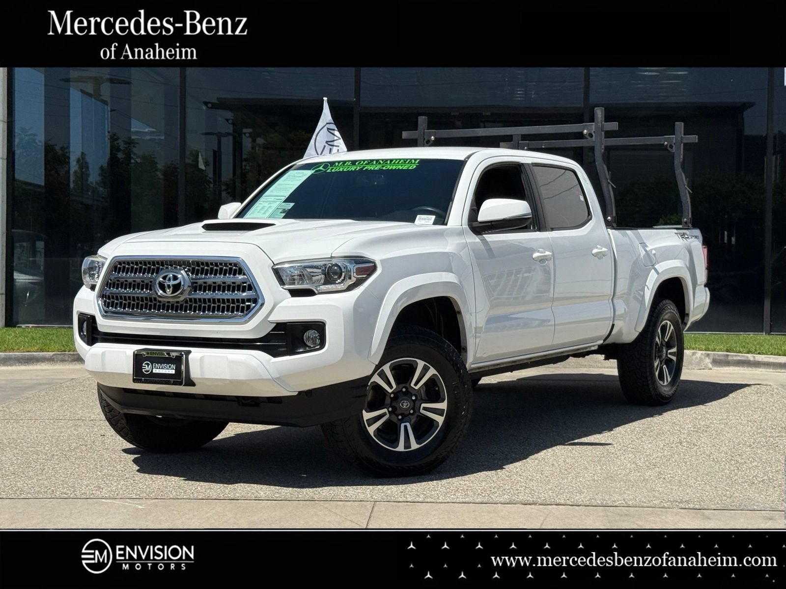 Used 2017 Toyota Tacoma TRD Sport w/ Tow Package RWD video 1