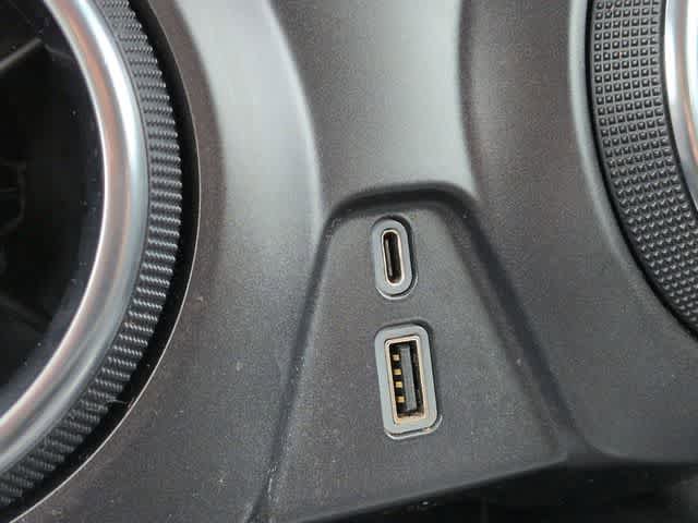 Used 2020 Chevrolet Blazer LT image 29