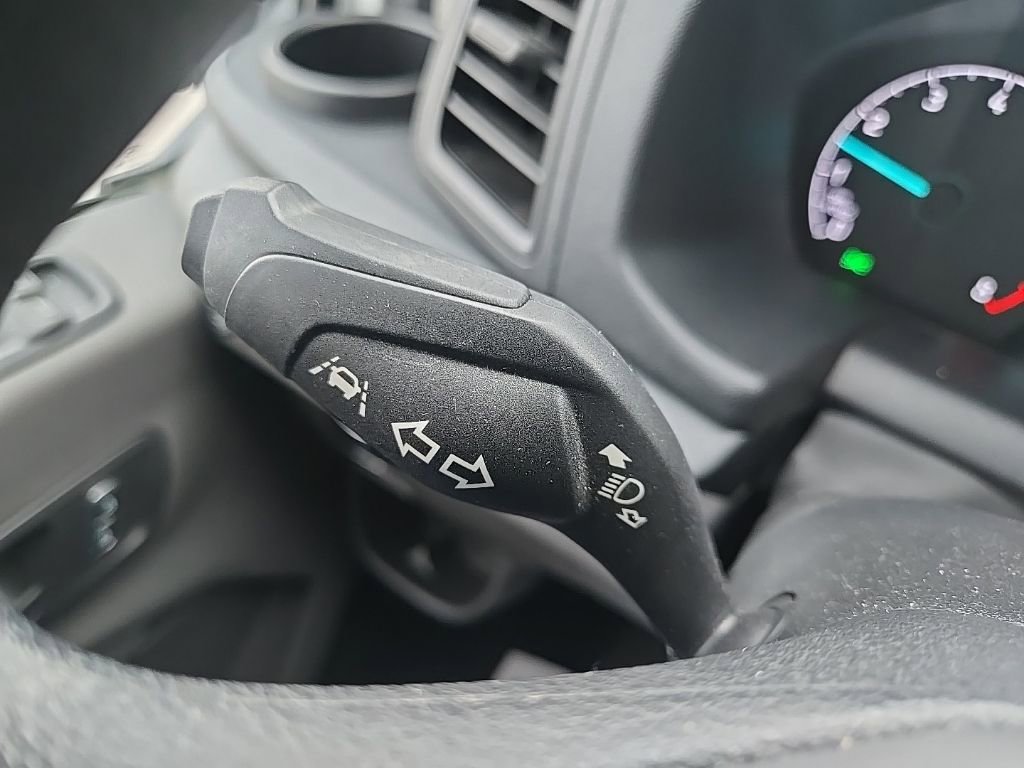 Used 2023 Ford Transit 350 XLT image 44