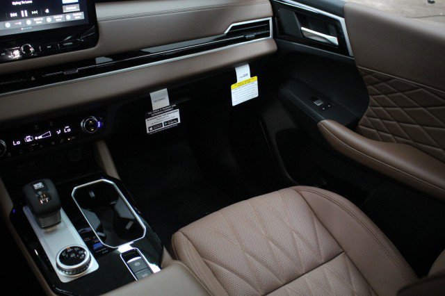 New 2026 Mitsubishi Outlander SEL image 22