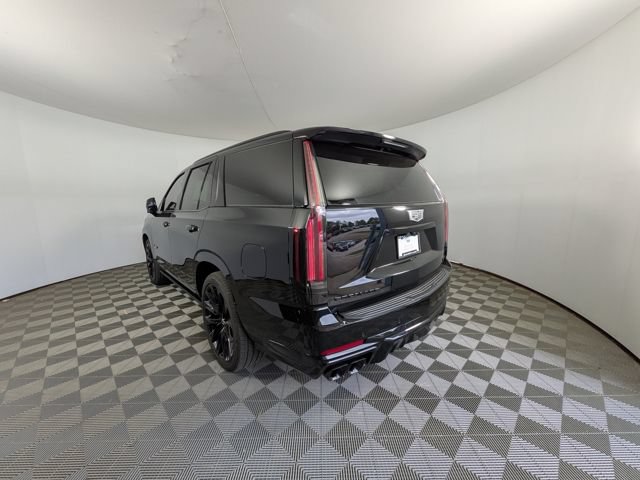 Certified 2025 Cadillac Escalade V w/ LPO, ONYX Package AWD/4WD image 19